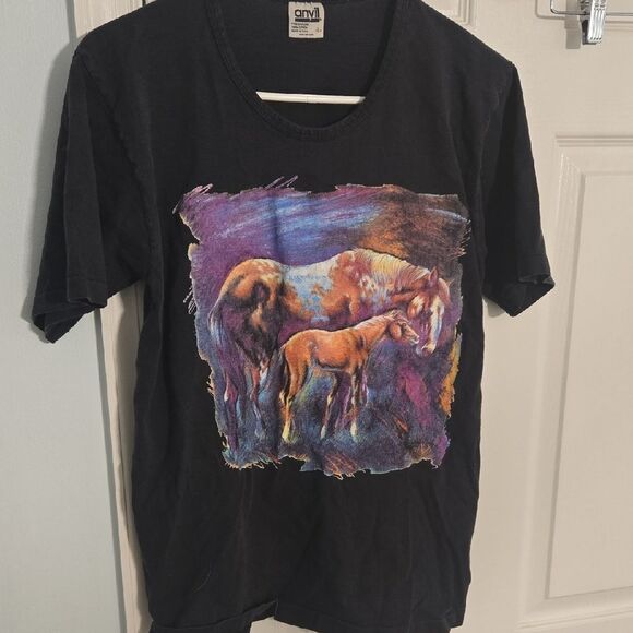 Anvil Black Tee Vintage with Vibrant Horse Design - Picture 1 of 8